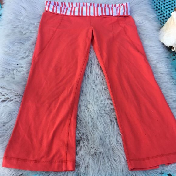 Lululemon crop pants red - Picture 1 of 3